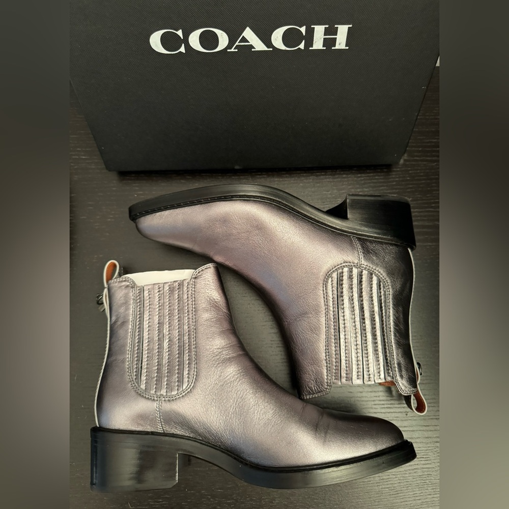 Coach - BOWERY BOOTIE - Metallic - Color: ACCIAO